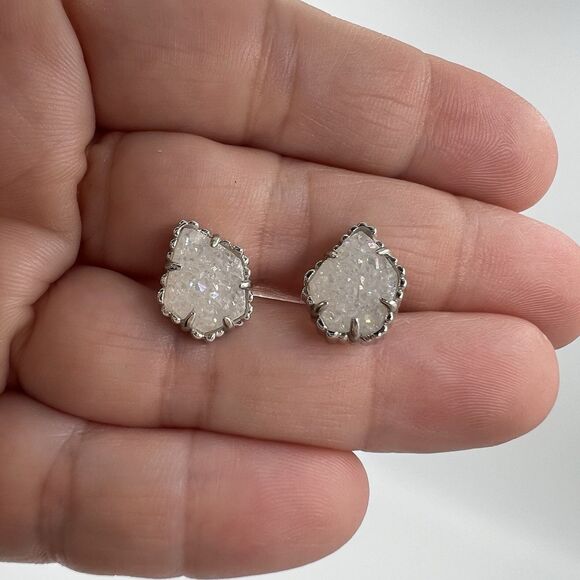 Kendra Scott Tessa Stud Earrings for Women Rhodium Plated, Iridescent Drusy - Picture 4 of 6